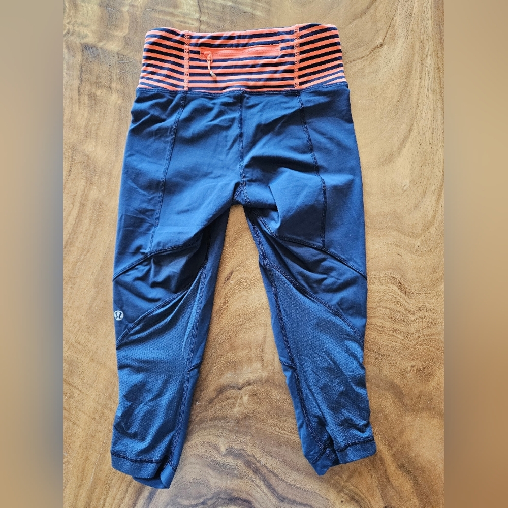 Lululemon Run For Your Life Crop Navy Orange Striped Leggings Women's Size 2